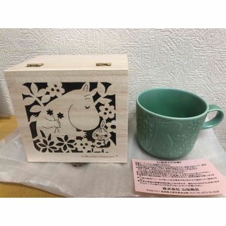 ムーミン(MOOMIN)のムーミン　マグ　木箱　新品未使用　プレゼントに！(グラス/カップ)