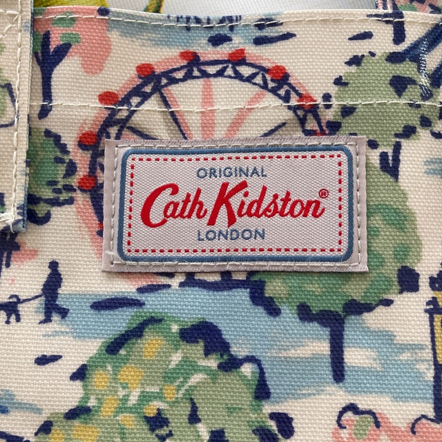 Cath Kidston(キャスキッドソン)の◆キャスキッドソン◆ロンドンの街並み◆トートバッグ レディースのバッグ(トートバッグ)の商品写真