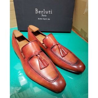 ベルルッティ(Berluti)の【美品】Berluti　ベルルッティ　タッセルローファー　ブラウン　7(スリッポン/モカシン)