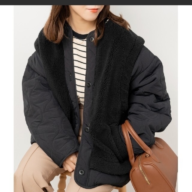 アムリール yumi ブルゾン 黒 レディースのジャケット/アウター(ブルゾン)の商品写真