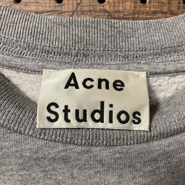 Acne Studios(アクネストゥディオズ)のacne フェイスパッチ　スウェット メンズのトップス(スウェット)の商品写真