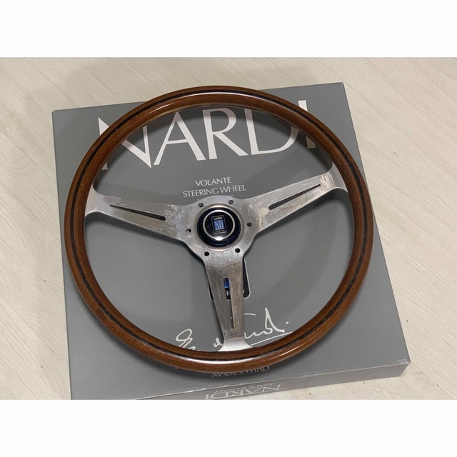 【NARDI Classic】36.5Φ ウッドステアリング　即決大歓迎