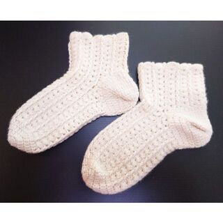 【暖か！厚手】カシミヤ100%、手編みの靴下Lサイズ　S117(レッグウェア)