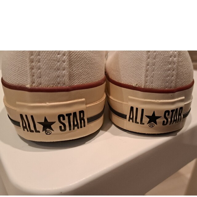 CONVERSE(コンバース)の訳あり新品未使用☆　24㎝コンバース　白×赤 レディースの靴/シューズ(スニーカー)の商品写真