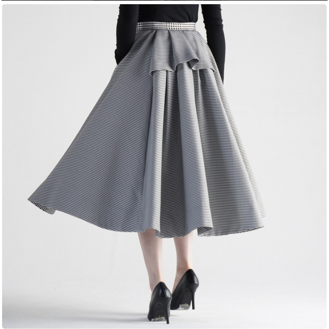【新品】SHE tokyo スカート レディースのスカート(ロングスカート)の商品写真
