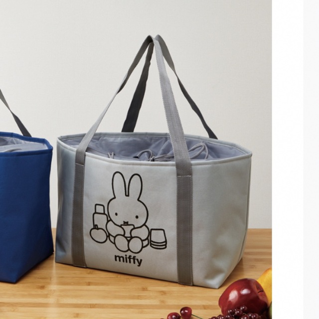 miffy(ミッフィー)の【グレー】ミッフィ　エコバッグ　アルミシート付き ショッピングバッグ エンタメ/ホビーのアニメグッズ(その他)の商品写真