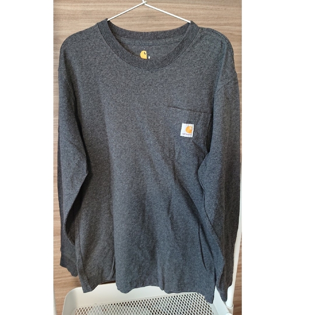 carhartt(カーハート)の【Japan様専用】Carhartt ロンT チャコールグレー 【メンズ】 メンズのトップス(Tシャツ/カットソー(七分/長袖))の商品写真