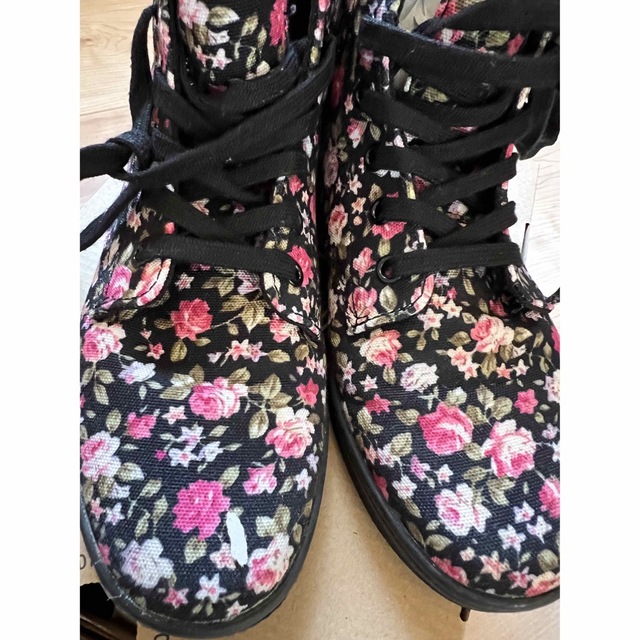 Dr.Martens(ドクターマーチン)のDr.Martens ハイカットスニーカー レディースの靴/シューズ(スニーカー)の商品写真