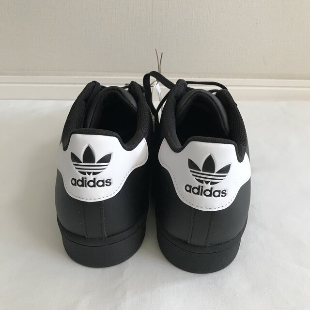 adidas(アディダス)のadidas アディダス スーパースター　希少サイズ　28.5cm メンズの靴/シューズ(スニーカー)の商品写真