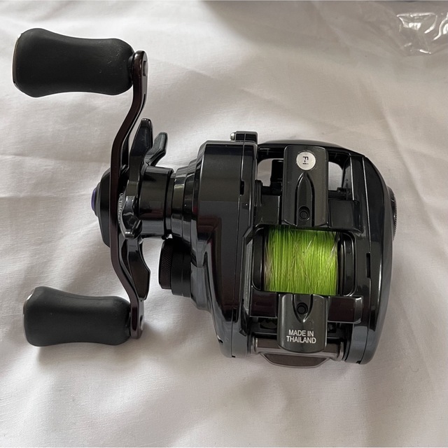 DAIWA(ダイワ)のダイワ ベイトリール 20 タトゥーラ SV TW 103XH右ハンドル  スポーツ/アウトドアのフィッシング(リール)の商品写真