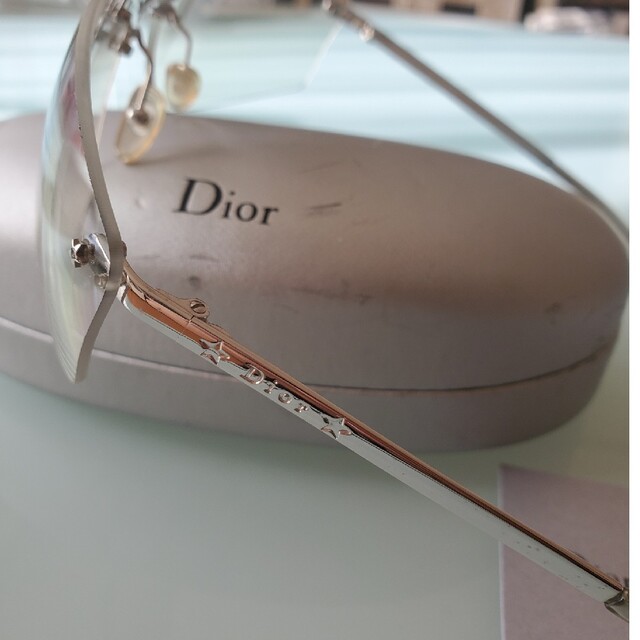 Christian Dior(クリスチャンディオール)のDior　スターモチーフ　サングラス レディースのファッション小物(サングラス/メガネ)の商品写真