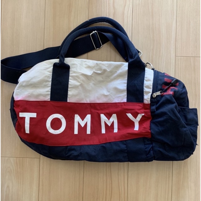 TOMMY HILFIGER(トミーヒルフィガー)のTOMMY HILFIGER  カバン  レディースのバッグ(ショルダーバッグ)の商品写真