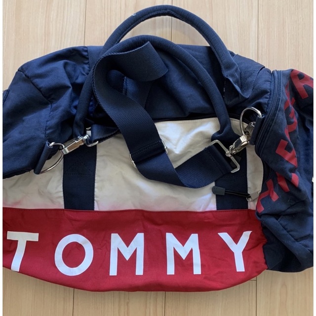 TOMMY HILFIGER(トミーヒルフィガー)のTOMMY HILFIGER  カバン  レディースのバッグ(ショルダーバッグ)の商品写真