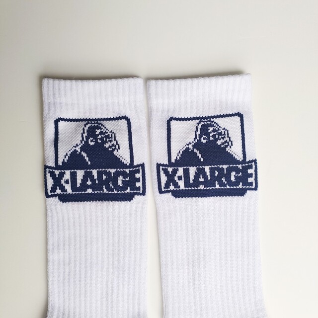 XLARGE(エクストララージ)のXLARGE エクストララージ 靴下　ソックス　2点セット　黒白 メンズのレッグウェア(ソックス)の商品写真