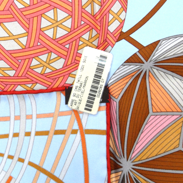 HERMES - エルメス カレ90 スカーフ L'art du temari 手毬の宇宙 HERMES - エルメス カレ90 スカーフ L'art du temari 手毬の宇宙