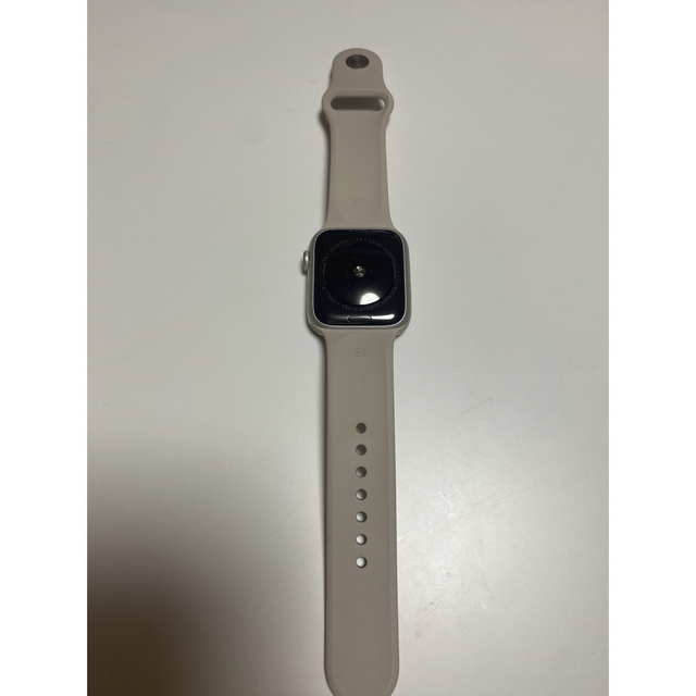 Apple Watch(アップルウォッチ)のApple Watch SE (GPSモデル) スマホ/家電/カメラのスマートフォン/携帯電話(その他)の商品写真