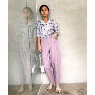 アメリヴィンテージ(Ameri VINTAGE)の最終価格　アメリ　ARCHITECTURAL BACK ZIPPER PANT(カジュアルパンツ)