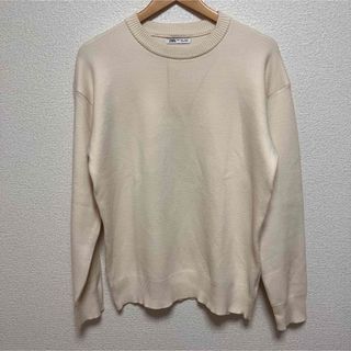 ザラ(ZARA)のZARA ニット　セーター　オフホワイト(ニット/セーター)