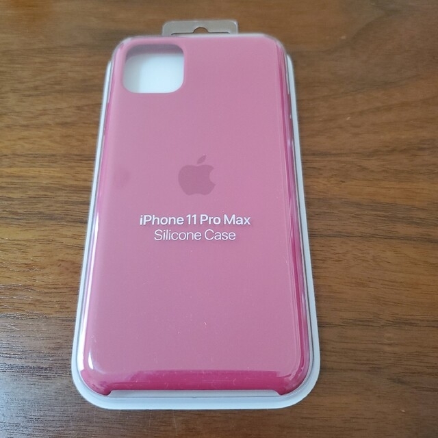 Apple(アップル)のiPhone 11Pro Max シリコーンケース Pomegranate スマホ/家電/カメラのスマホアクセサリー(iPhoneケース)の商品写真