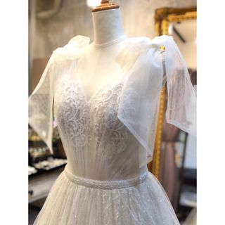 ヴェラウォン(Vera Wang)のグリッタードレス　ウエディングドレス　ラザロ(ウェディングドレス)