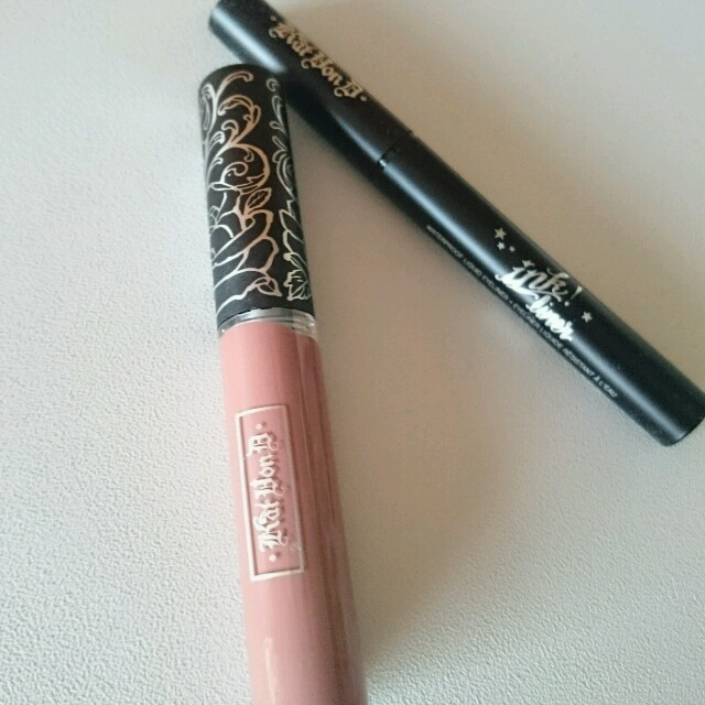 Sephora(セフォラ)の[新品] Kat Von D リップ&アイライナー セット コスメ/美容のベースメイク/化粧品(口紅)の商品写真