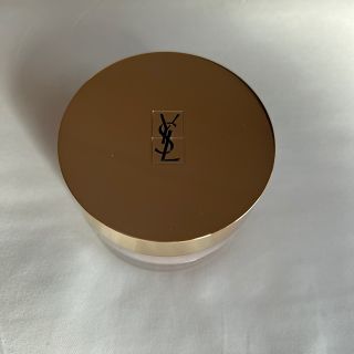 イヴサンローラン(Yves Saint Laurent)のぴゅーま様💖イヴ・サンローラン　スフレエクラ　#01(フェイスパウダー)