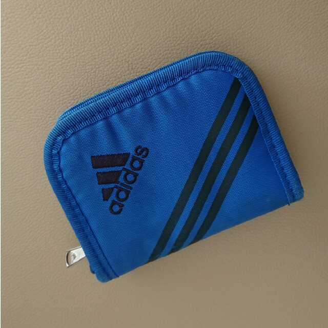 adidas(アディダス)の(adidas) 財布 キッズ/ベビー/マタニティのこども用ファッション小物(財布)の商品写真