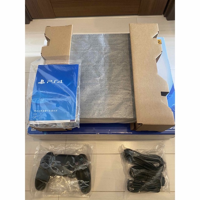 美品PS4 本体CUH-2100Aプレイステーション4このまま遊べるセット 美品PS4 本体CUH-2100Aプレイステーション4このまま遊べるセット