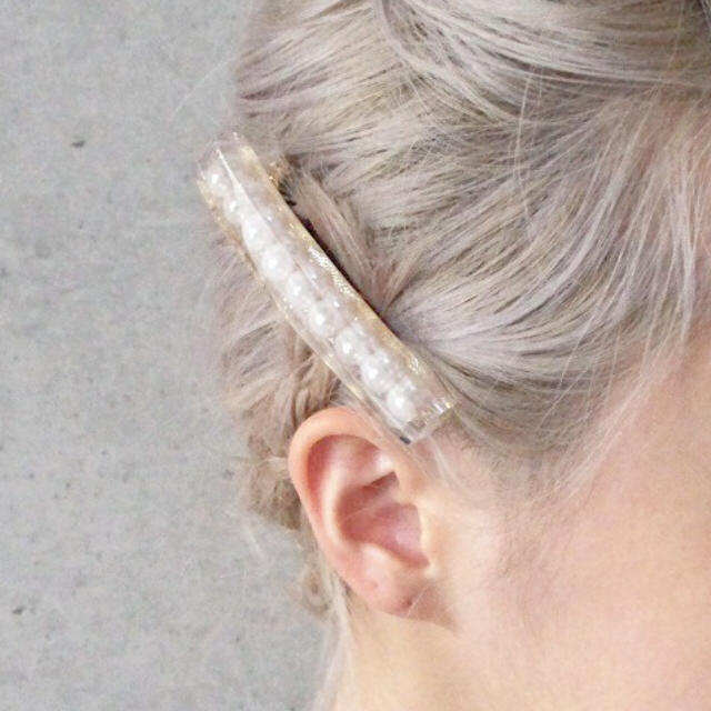 細パールバレッタ レディースのヘアアクセサリー(バレッタ/ヘアクリップ)の商品写真