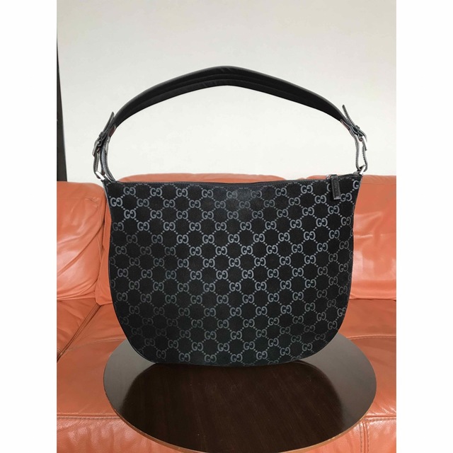 年末セール・正規品【美品】GUCCI グッチ GG柄 ワンショルダーバッグ