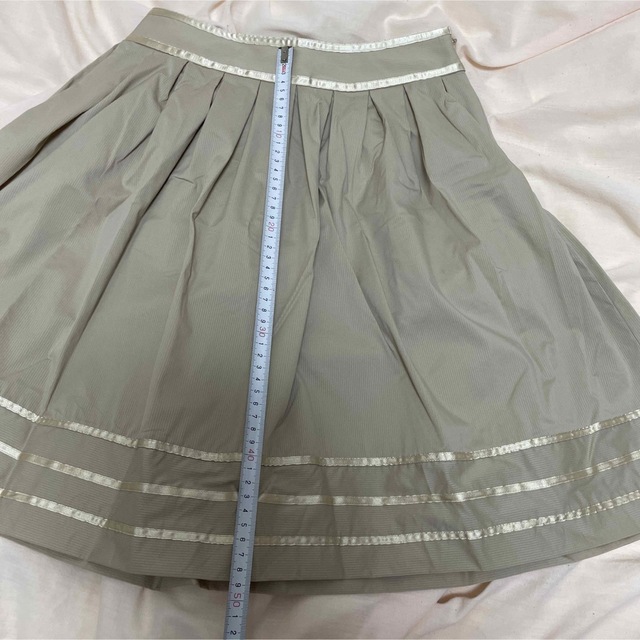 Cynthia Rowley(シンシアローリー)のシンシアローリー　ベージュ　スカート　サイズ1 レディースのスカート(その他)の商品写真