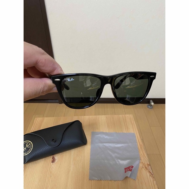 Ray-Ban(レイバン)のRey Ban WAYFARER RB2140-F レイバン　54 メンズのファッション小物(サングラス/メガネ)の商品写真