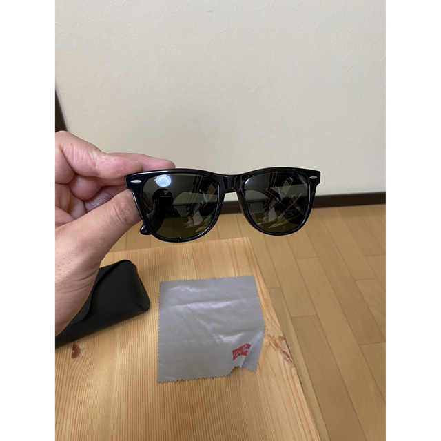 Ray-Ban(レイバン)のRey Ban WAYFARER RB2140-F レイバン　54 メンズのファッション小物(サングラス/メガネ)の商品写真