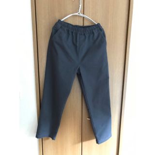 ダークグレー　パンツ　新品(カジュアルパンツ)