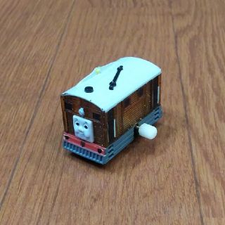 きかんしゃトーマス カプセルプラレール トビー（キラキラ）(キャラクターグッズ)