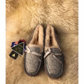 アグオーストラリア(UGG AUSTRALIA)のオーストラリア現地で購入した オーストラリアAU SNOW UGG 正規品(スリッポン/モカシン)