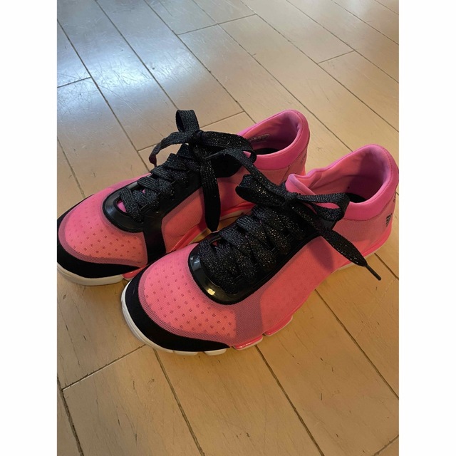 adidas by Stella McCartney ランニングシューズ