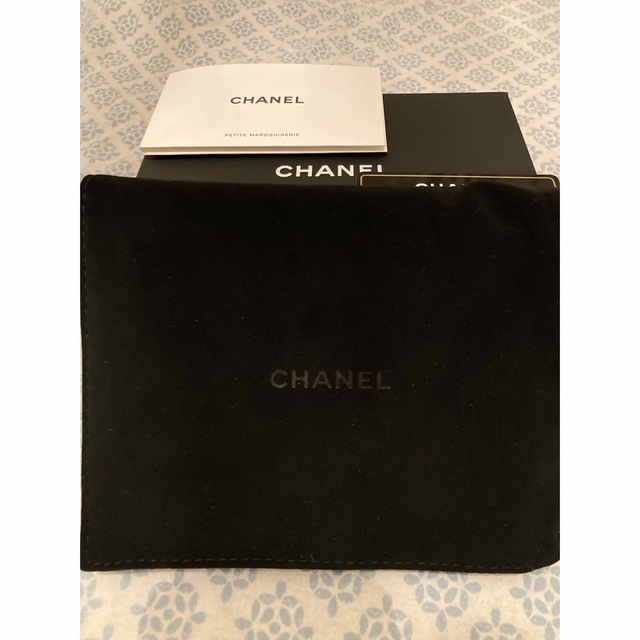 CHANEL(シャネル)のシャネル　三つ折り財布 レディースのファッション小物(財布)の商品写真