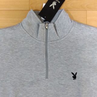 プレイボーイ(PLAYBOY)のM　プレイボーイ　新品　ハーフジップトレーナー　グレー　裏起毛(スウェット)