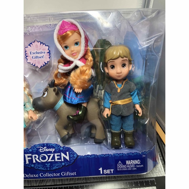 アナと雪の女王(アナトユキノジョオウ)の新品　トイザらスアナと雪の女王　ミニドール　デラックスセット　アナ雪　人形 エンタメ/ホビーのおもちゃ/ぬいぐるみ(キャラクターグッズ)の商品写真