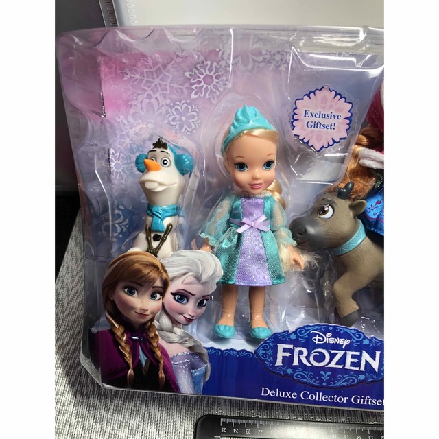 アナと雪の女王(アナトユキノジョオウ)の新品　トイザらスアナと雪の女王　ミニドール　デラックスセット　アナ雪　人形 エンタメ/ホビーのおもちゃ/ぬいぐるみ(キャラクターグッズ)の商品写真