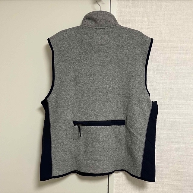 GAP(ギャップ)の00's OLD GAP フリースベスト L 美品 即日発送  メンズのトップス(ベスト)の商品写真