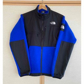 ザノースフェイス(THE NORTH FACE)の送料込み ノースフェイス デナリジャケット 青S (その他)