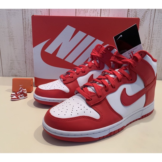 NIKE(ナイキ)のNike Dunk High ナイキ ダンク ハイ（おまけ付） メンズの靴/シューズ(スニーカー)の商品写真