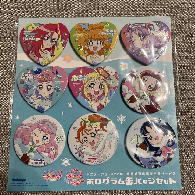 トロピカルージュプリキュア　ホログラム缶バッジ エンタメ/ホビーのアニメグッズ(バッジ/ピンバッジ)の商品写真