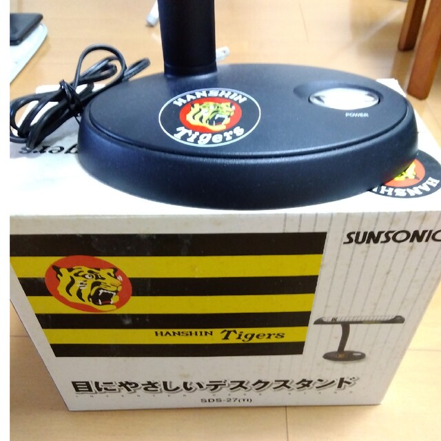 デスクスタンド 阪神タイガース SUNSONIC SDS-27（TI）の通販 by starion's shop｜ラクマ