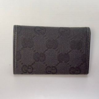 Gucci - ☆鑑定済み☆正規品☆ GUCCI グッチ/GG キーケース/黒/男女