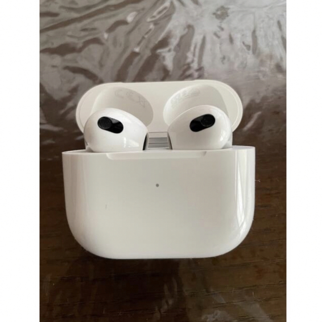 美品！Apple AirPods 第3世代 MME73J/A 使用期間3ヶ月-