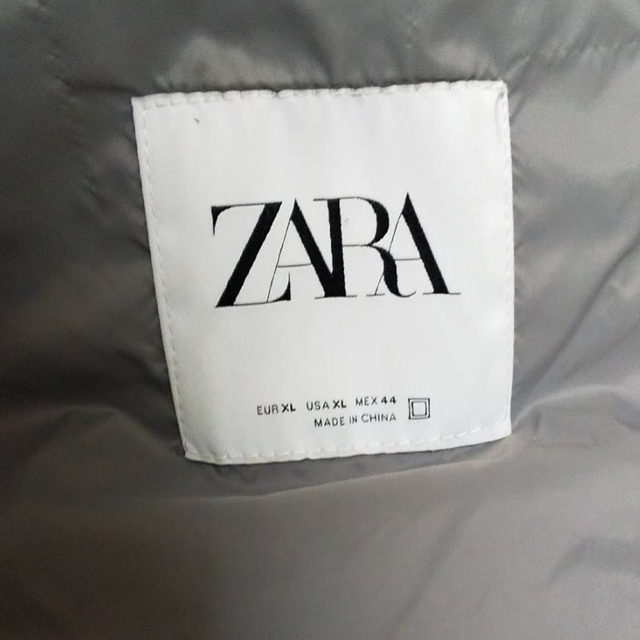 ZARA(ザラ)のZARA ダウンジャケット メンズのジャケット/アウター(ダウンジャケット)の商品写真