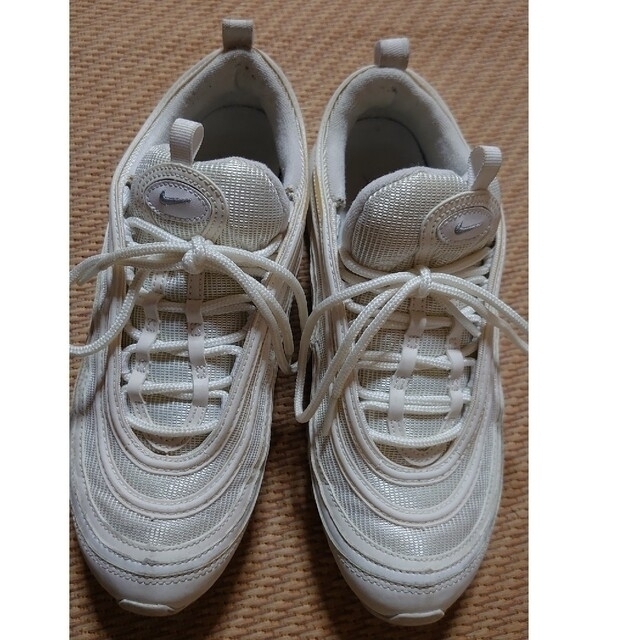 NIKE - NIKE AIR MAX 97 白 25㎝の通販 by のん's shop｜ナイキならラクマ